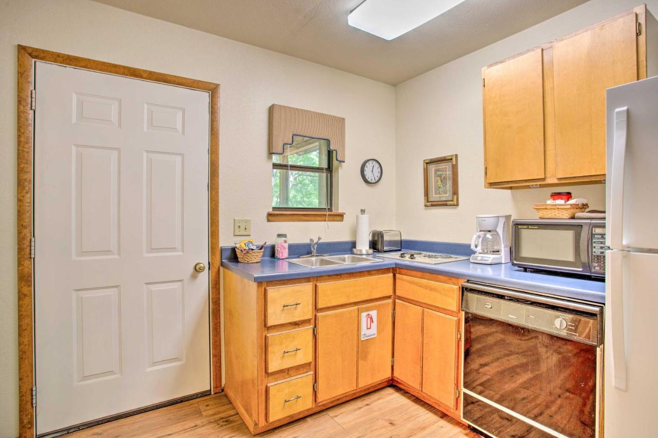 Bright Davis Escape With Screened-In Porch! Luaran gambar
