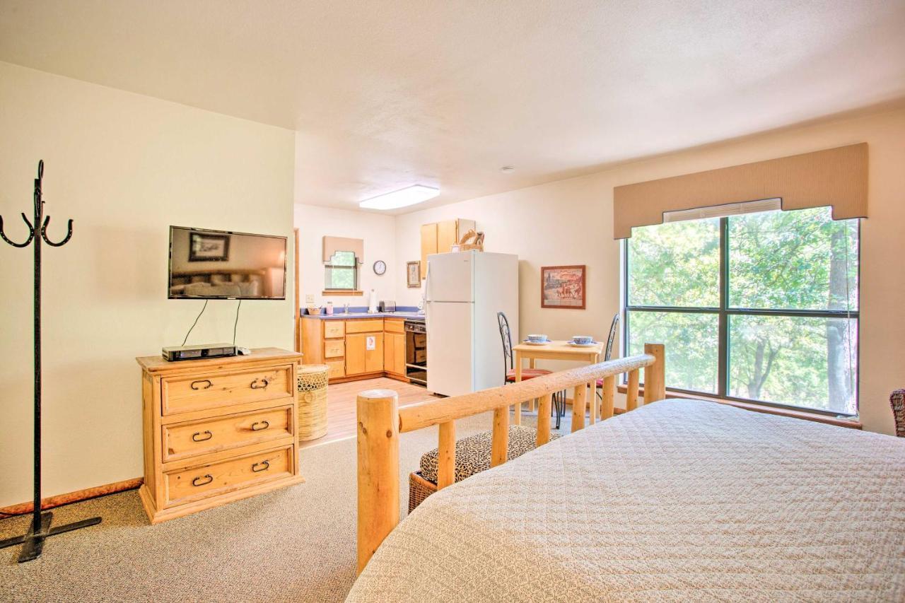 Bright Davis Escape With Screened-In Porch! Luaran gambar